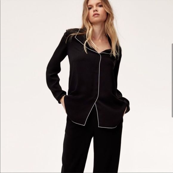 Aritzia Babaton Rena Blouse Black - Picture 1 of 15
